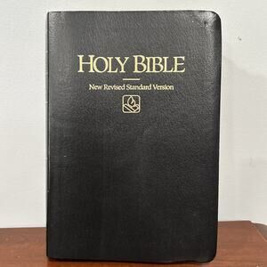 Holy Bible New Revised Standard Version 1990 Study Helps Augsburg Fortress Black